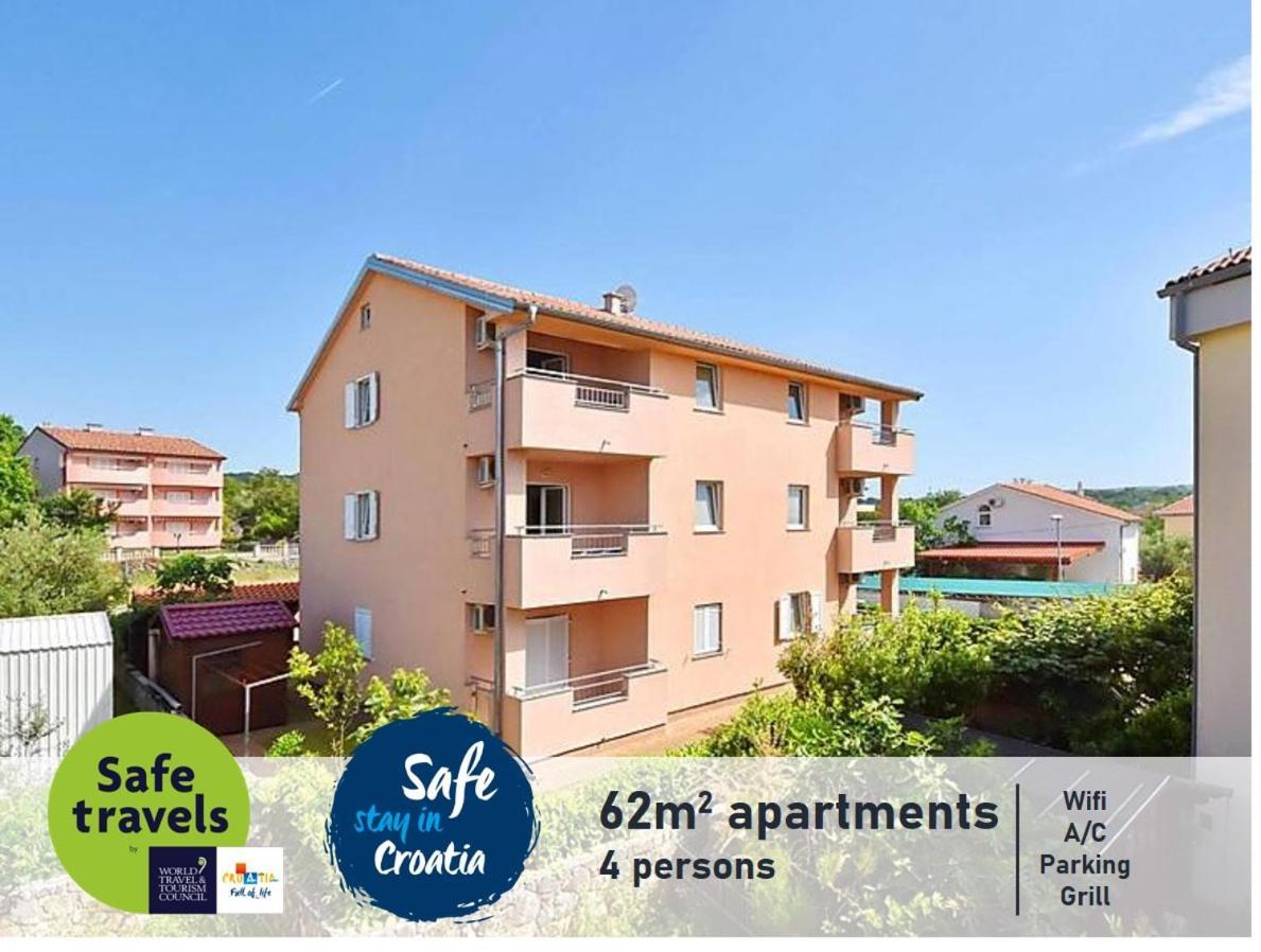 Apartments Dunja Malinska Ngoại thất bức ảnh