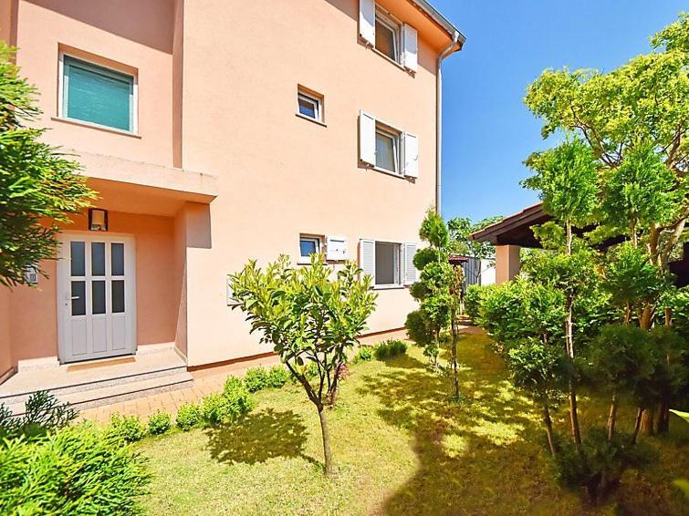 Apartments Dunja Malinska Ngoại thất bức ảnh