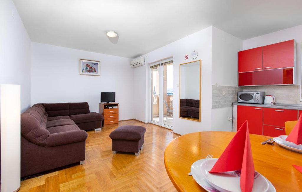 Apartments Dunja Malinska Ngoại thất bức ảnh